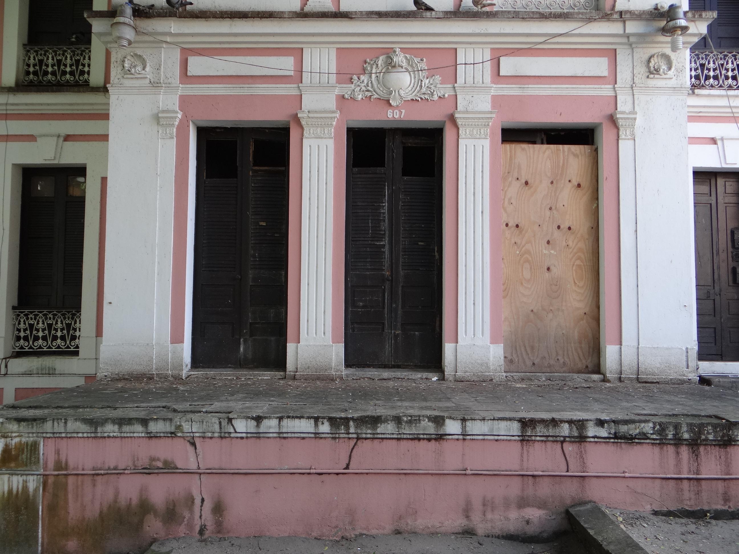 Casa en la Calle Cuevillas 607 - San Juan (Miramar) - 2014 00010
